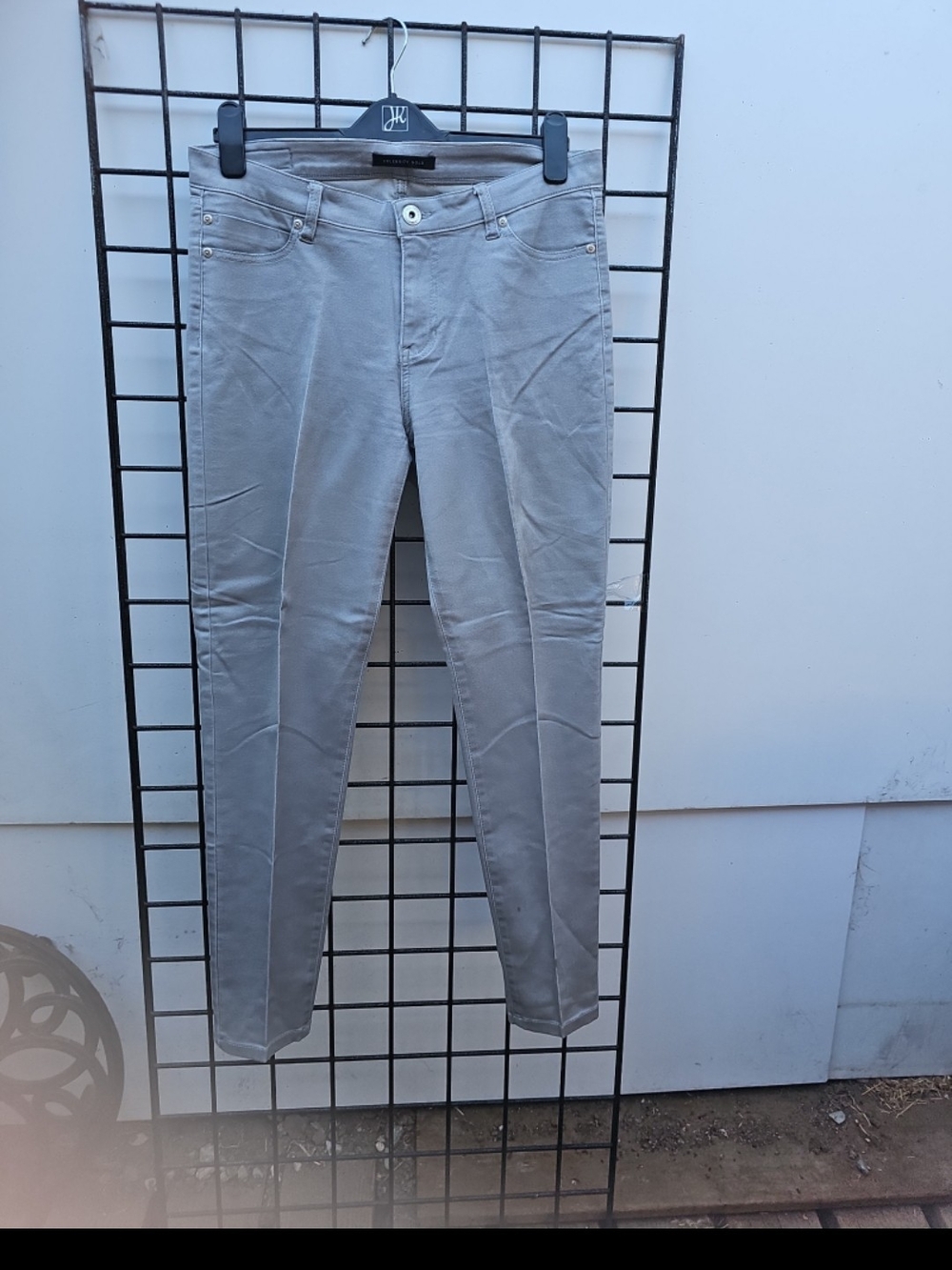 Slim Stretch Women's Jeans in Light Gray - Unbranded